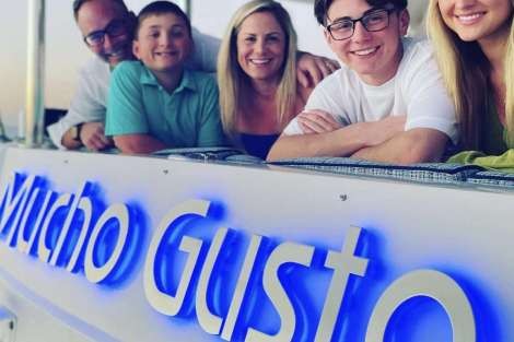 Review img # 92 of the yacht MUCHO GUSTO