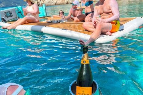 Review img # 1 of the yacht NAE KAE