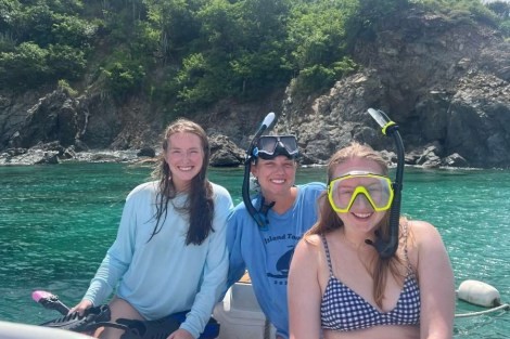 Review img # 42 of the yacht NO INHERITANCE