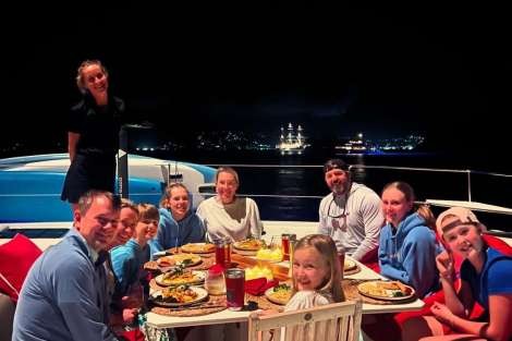 Review img # 9 of the yacht NO INHERITANCE