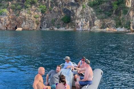 Review img # 23 of the yacht NO INHERITANCE