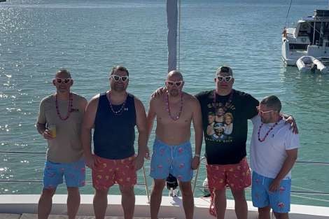 Review img # 2 of the yacht NO INHERITANCE