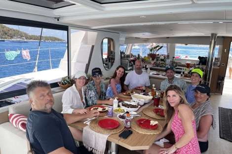 Review img # 2 of the yacht NO INHERITANCE