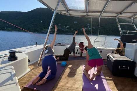 Review img # 1 of the yacht OCEAN VIBES