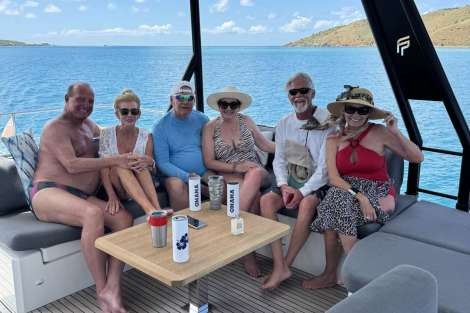 Review img # 1 of the yacht OHANA 59