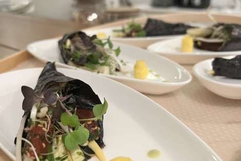 Review img # 63 of the yacht OHANA