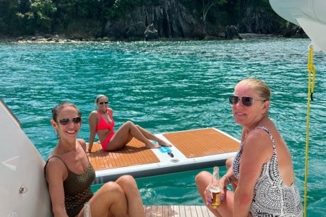 Review img # 5 of the yacht ON A WHIM III