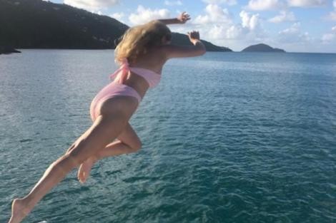 Review img # 131 of the yacht RAPSCALLION