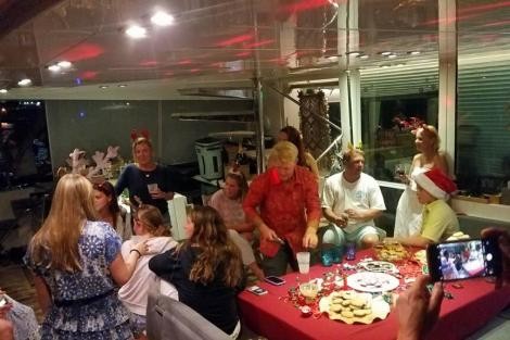 Review img # 130 of the yacht RAPSCALLION