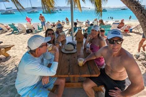 Review img # 13 of the yacht RESPITE AT SEA