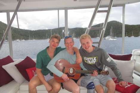 Review img # 5 of the yacht RUBY ONE