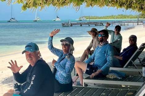 Review img # 4 of the yacht SANDY CINCO