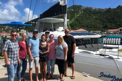 Review img # 127 of the yacht SCUBA DOO