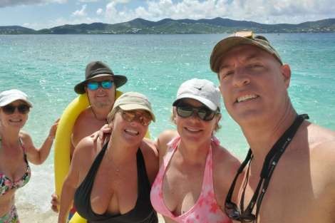 Review img # 104 of the yacht SCUBA DOO