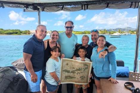 Review img # 15 of the yacht SCUBA DOO