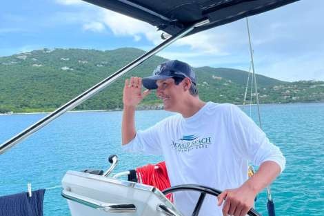 Review img # 11 of the yacht SERENA