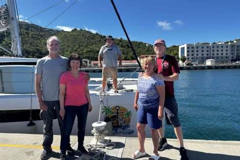 Review img # 16 of the yacht SOGGY DOGGY