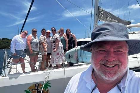 Review img # 4 of the yacht SOGGY DOGGY