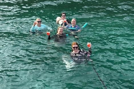 Review img # 6 of the yacht SOGGY DOGGY