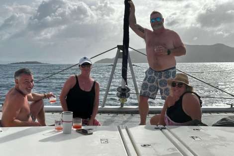 Review img # 10 of the yacht SOGGY DOGGY