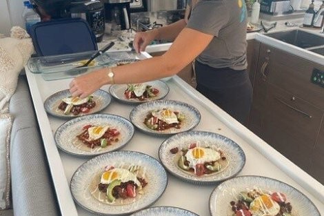 Review img # 5 of the yacht Southern Queen