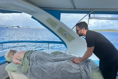 Review img # 28 of the yacht SUN GODDESS