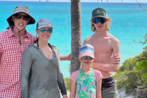 Review img # 27 of the yacht TAHINA