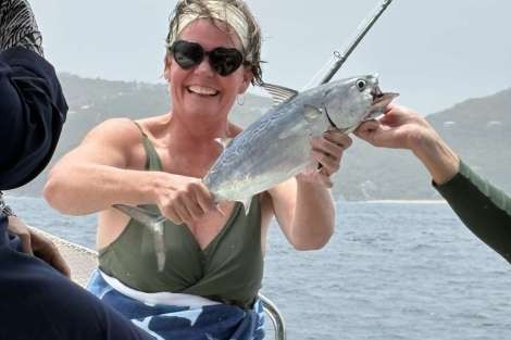 Review img # 2 of the yacht THE ADVENTURE