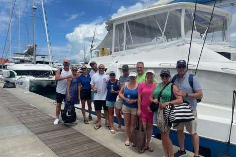 Review img # 6 of the yacht TOUCH THE SKY