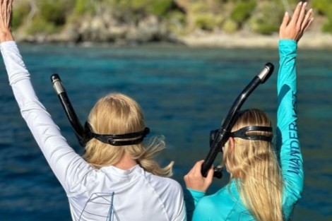 Review img # 8 of the yacht WANDERLUST