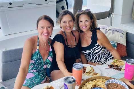 Review img # 114 of the yacht WHISKEY BUSINESS